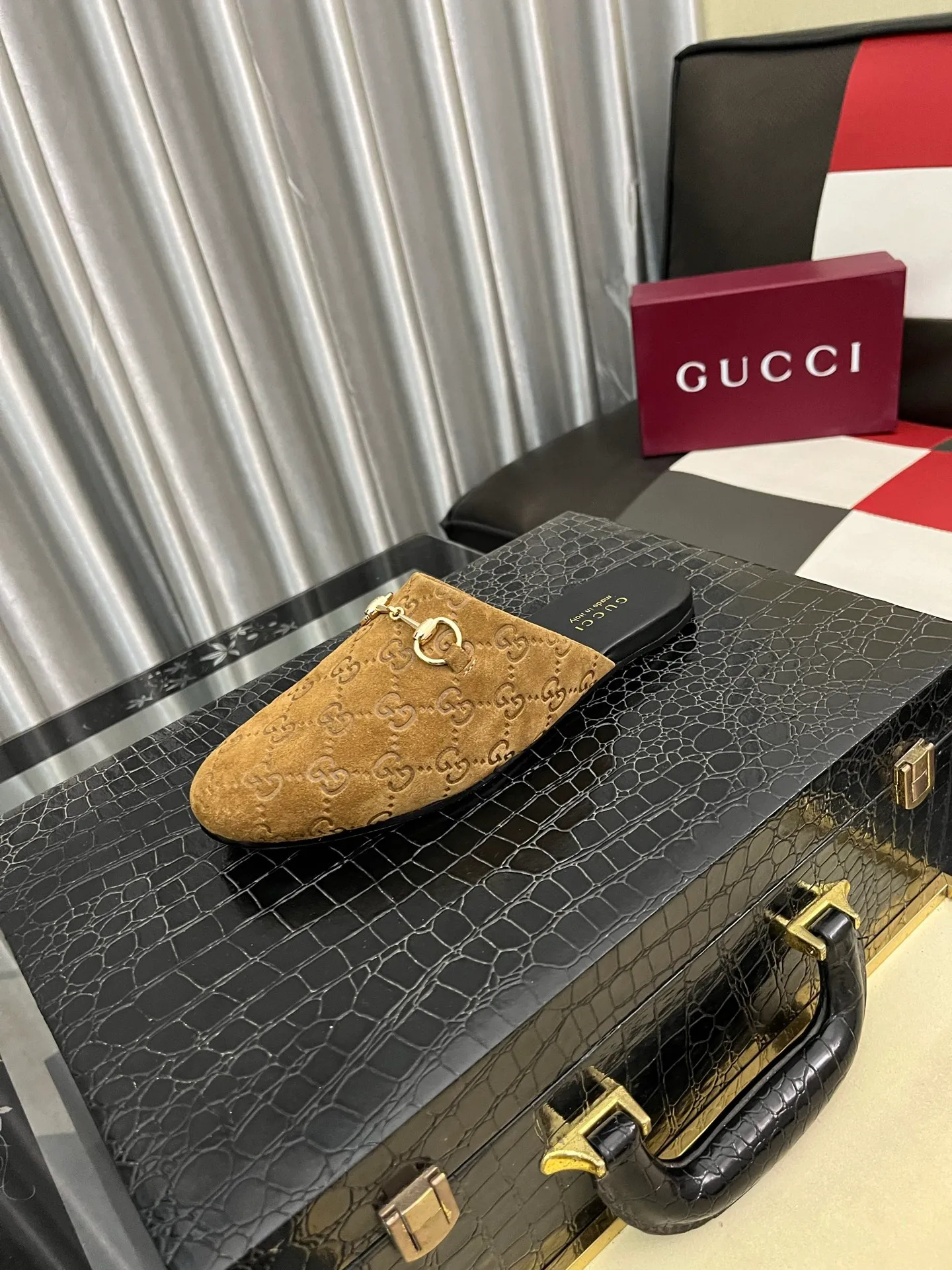 Men's shoes 💰480⌚️⌚️[Gucci] 2024 new season half-slip men's shoes, made of Italian imported first-layer frosted cowhide➕sheepskin lining, original hardware buckle, original combination wear-resistant outsole, real shot 🎬 Very comfortable on the feet, size 36-44